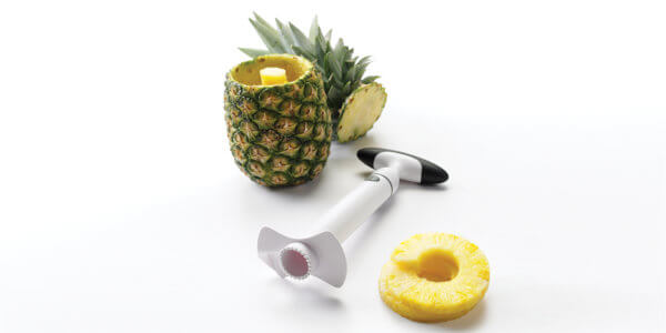 Ratcheting Pineapple Slicer