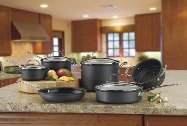 Chef's Classic™ Non-Stick Hard Anodized 10 Piece Set