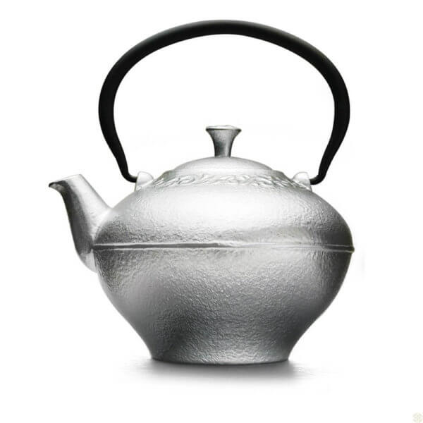 Fleur Cast Iron Teapot -Silver