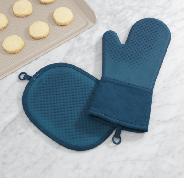 Silicone Oven Mitt