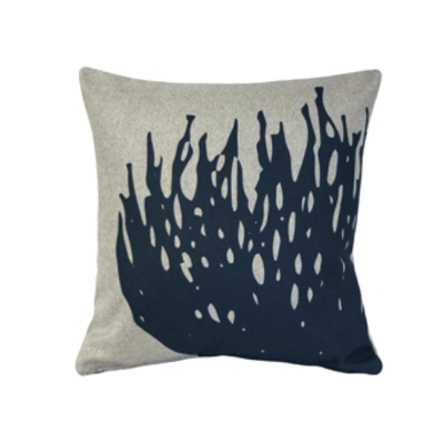 Luonto Hay Throw Pillow 19x19